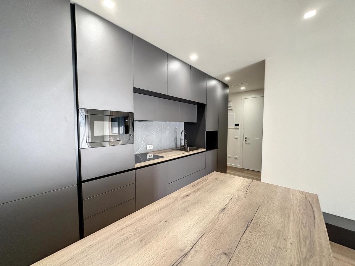 Ad Suite Apartment Riva del Garda Esterno foto