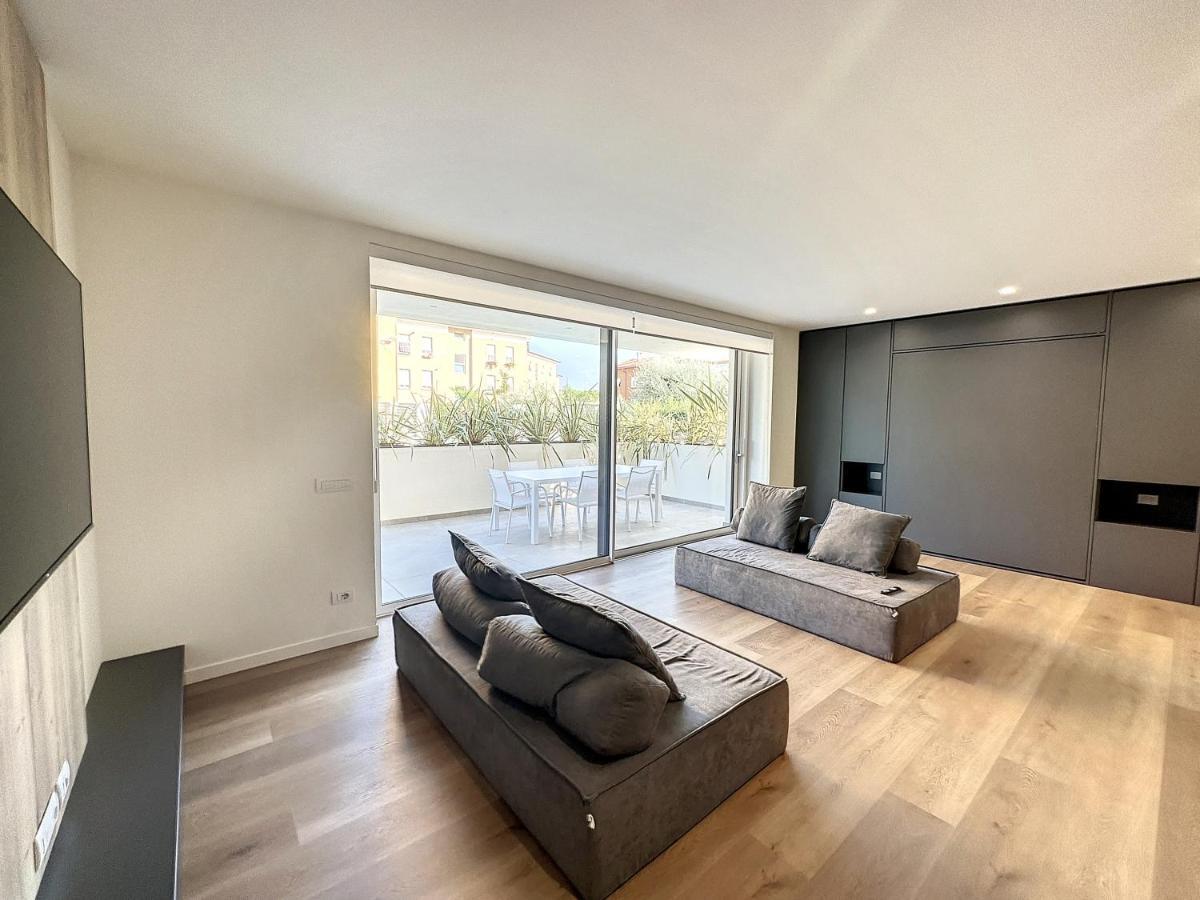 Ad Suite Apartment Riva del Garda Esterno foto