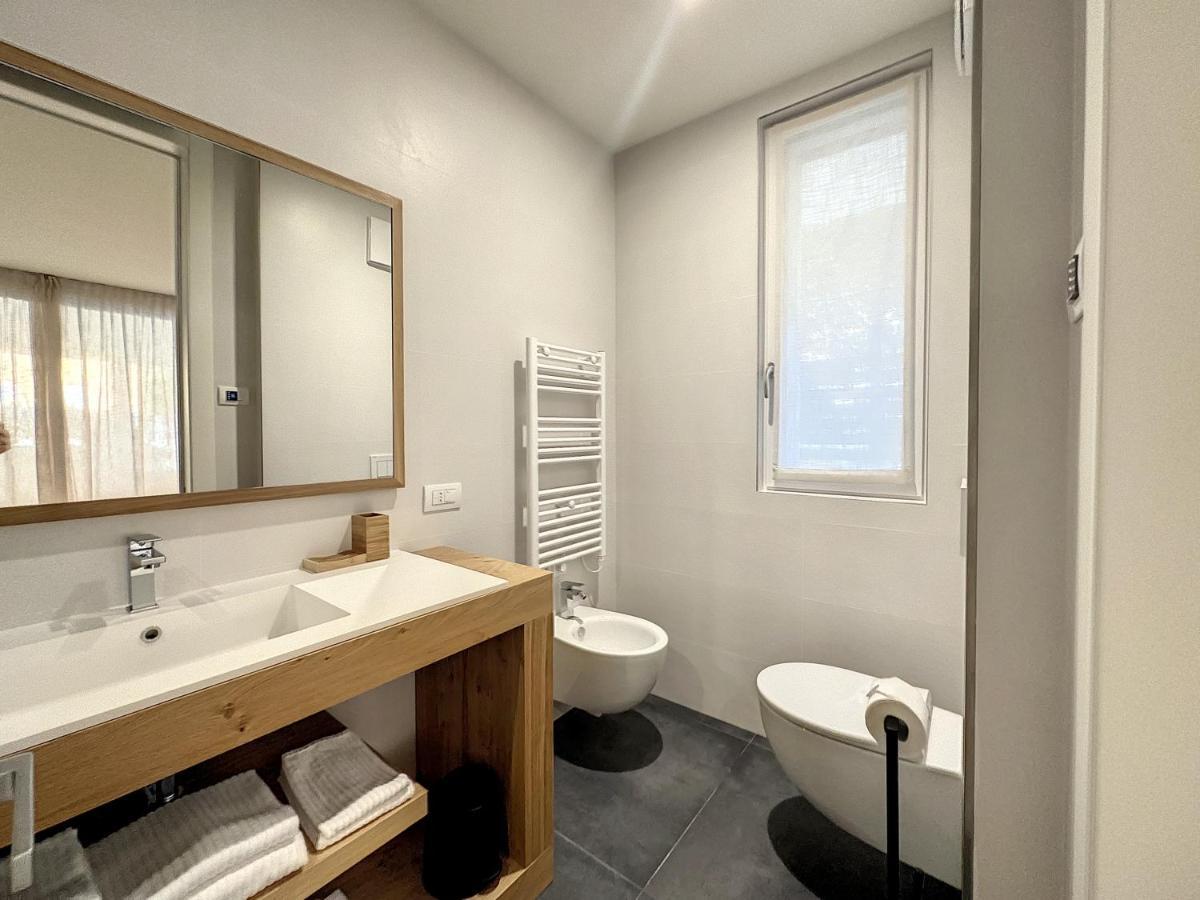 Ad Suite Apartment Riva del Garda Esterno foto