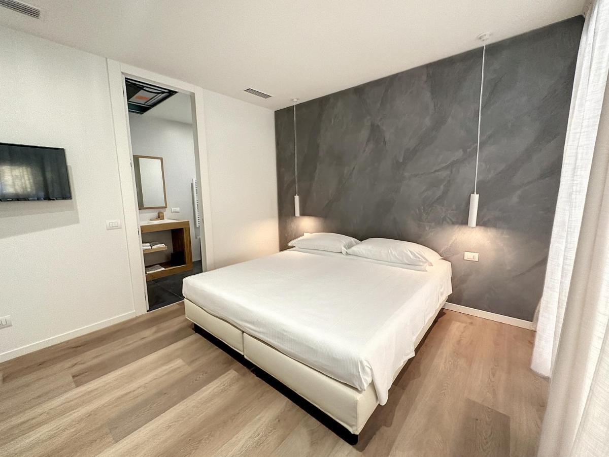 Ad Suite Apartment Riva del Garda Esterno foto