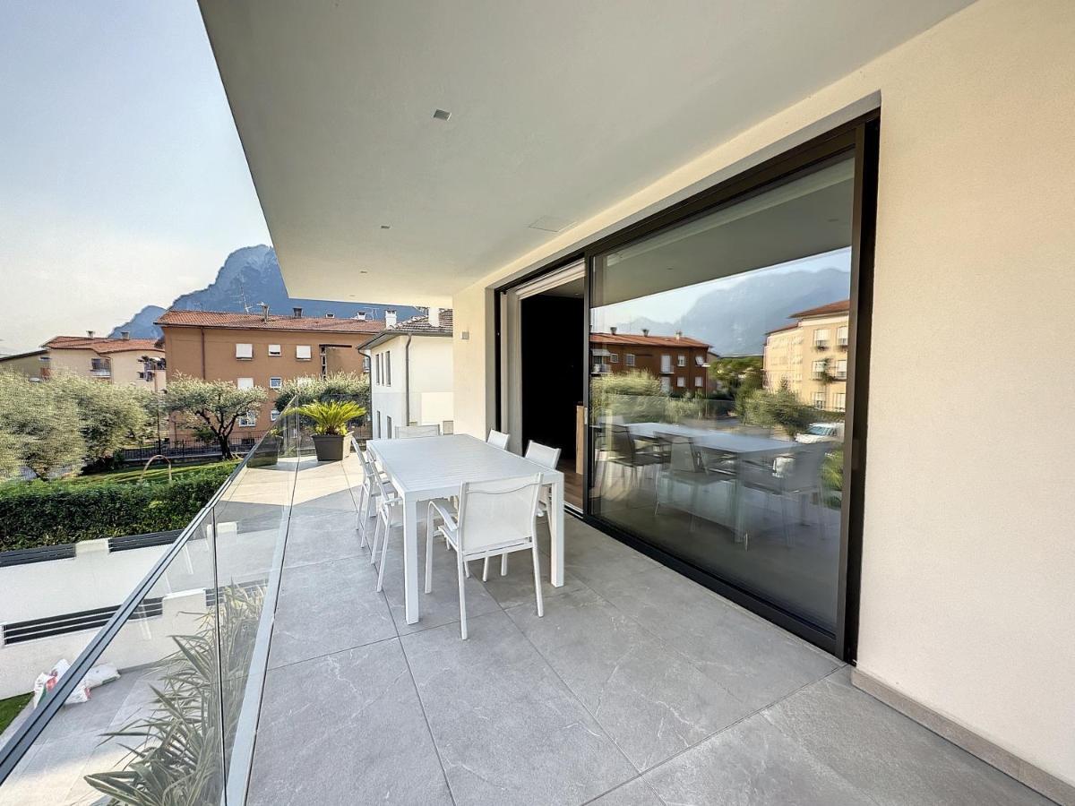 Ad Suite Apartment Riva del Garda Esterno foto