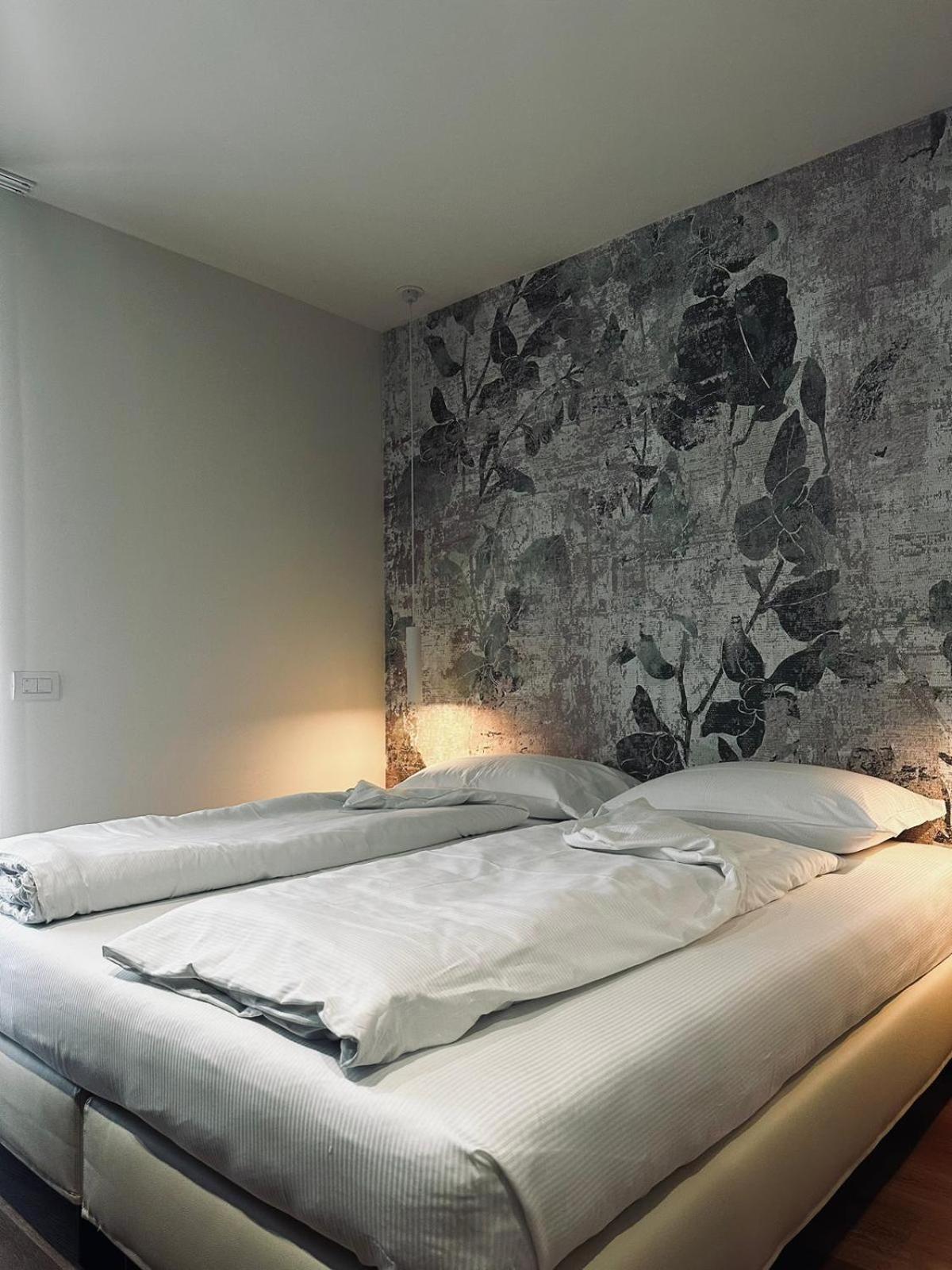 Ad Suite Apartment Riva del Garda Esterno foto