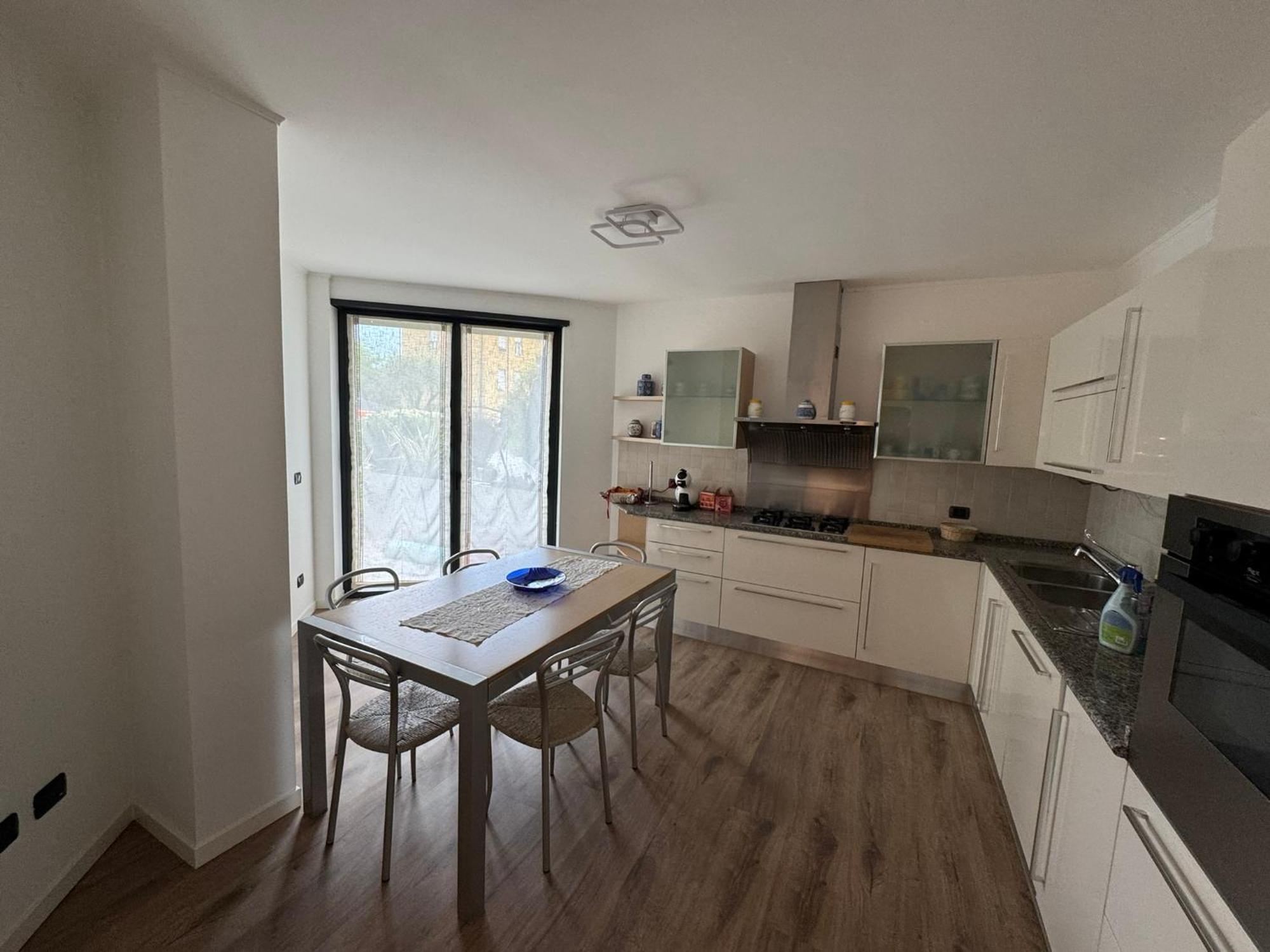 Ad Suite Apartment Riva del Garda Esterno foto